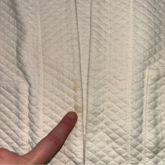 L.L. Bean Quilted Cream Color Loose Fit Baggy Open Cardigan / Jacket / Shacket - Picture 2 of 5
